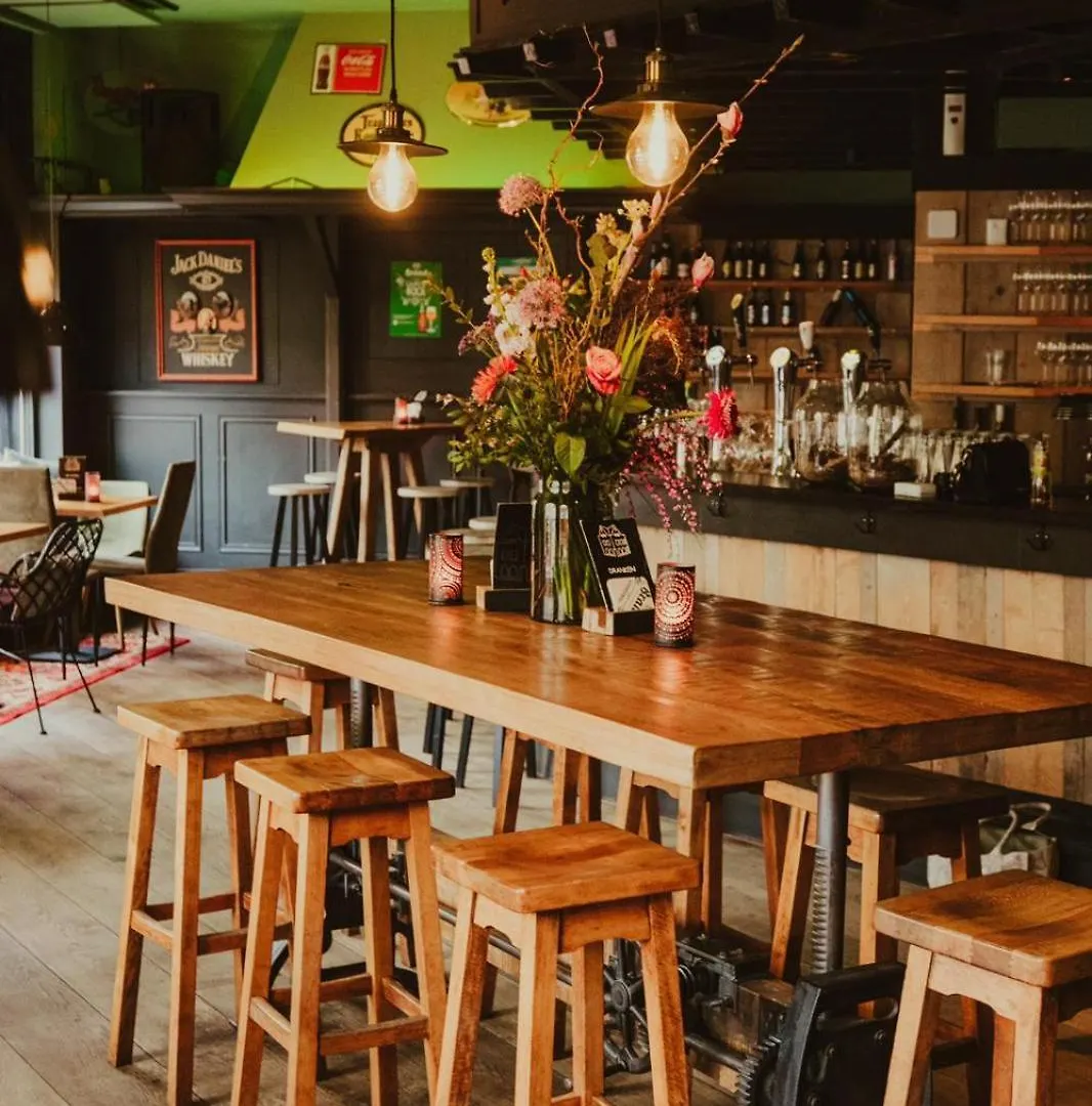 cafe 't Vonderke Bed and Breakfast Eindhoven Holland